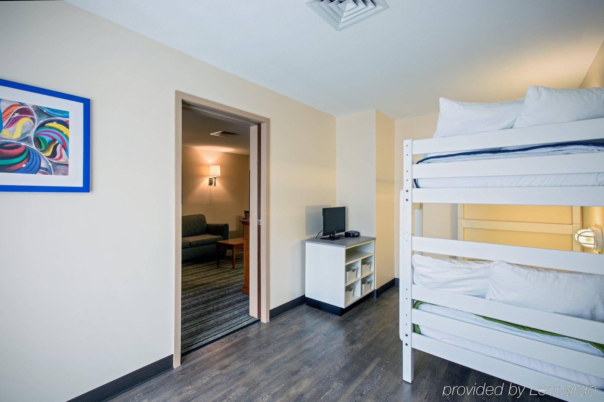 Holiday Inn Express & Suites Salamanca, An Ihg Hotel Eksteriør bilde